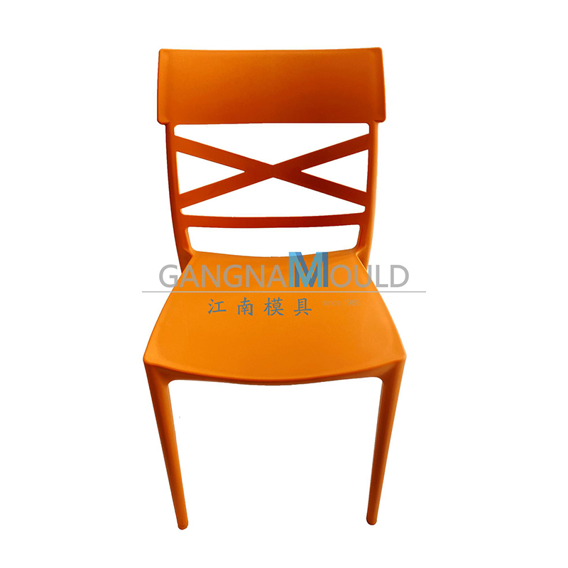 Moule d'injection de chaise empilable de conception italienne JN - 173