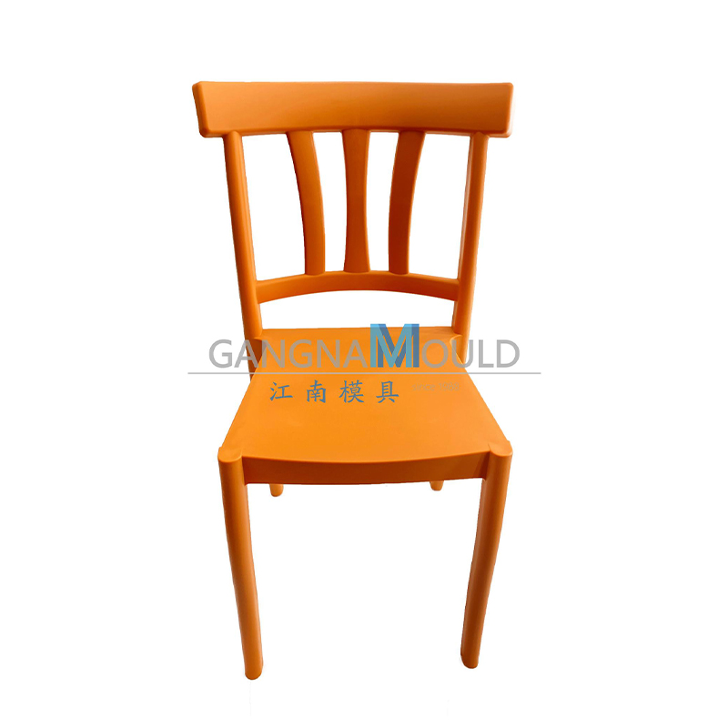 JN-184 Moule d'injection de chaise d'empilement de conception italienne