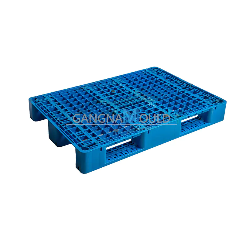 Injection Molded Plastic Pallets offer a clean, reusable solution for warehousing, distribution, and material handling operations.